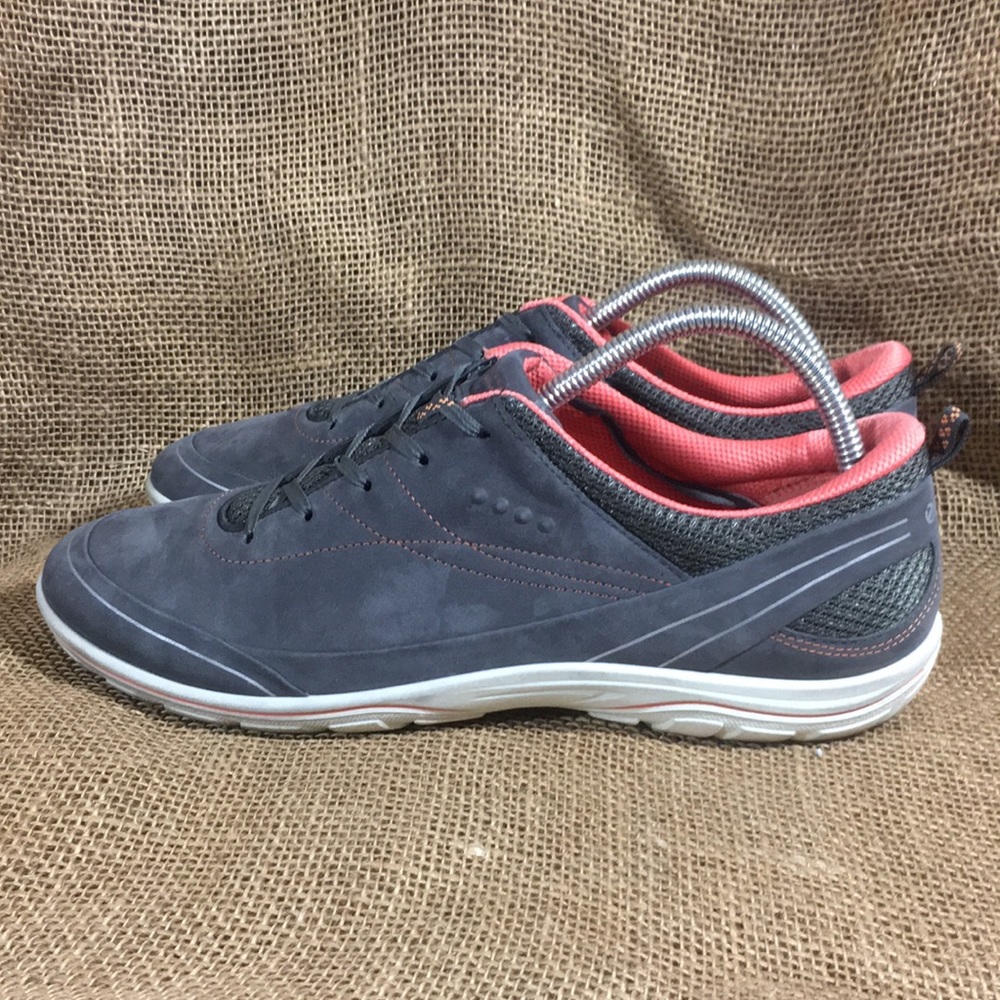 Ecco Genuine Nubuck Leather Arizona Sneaker